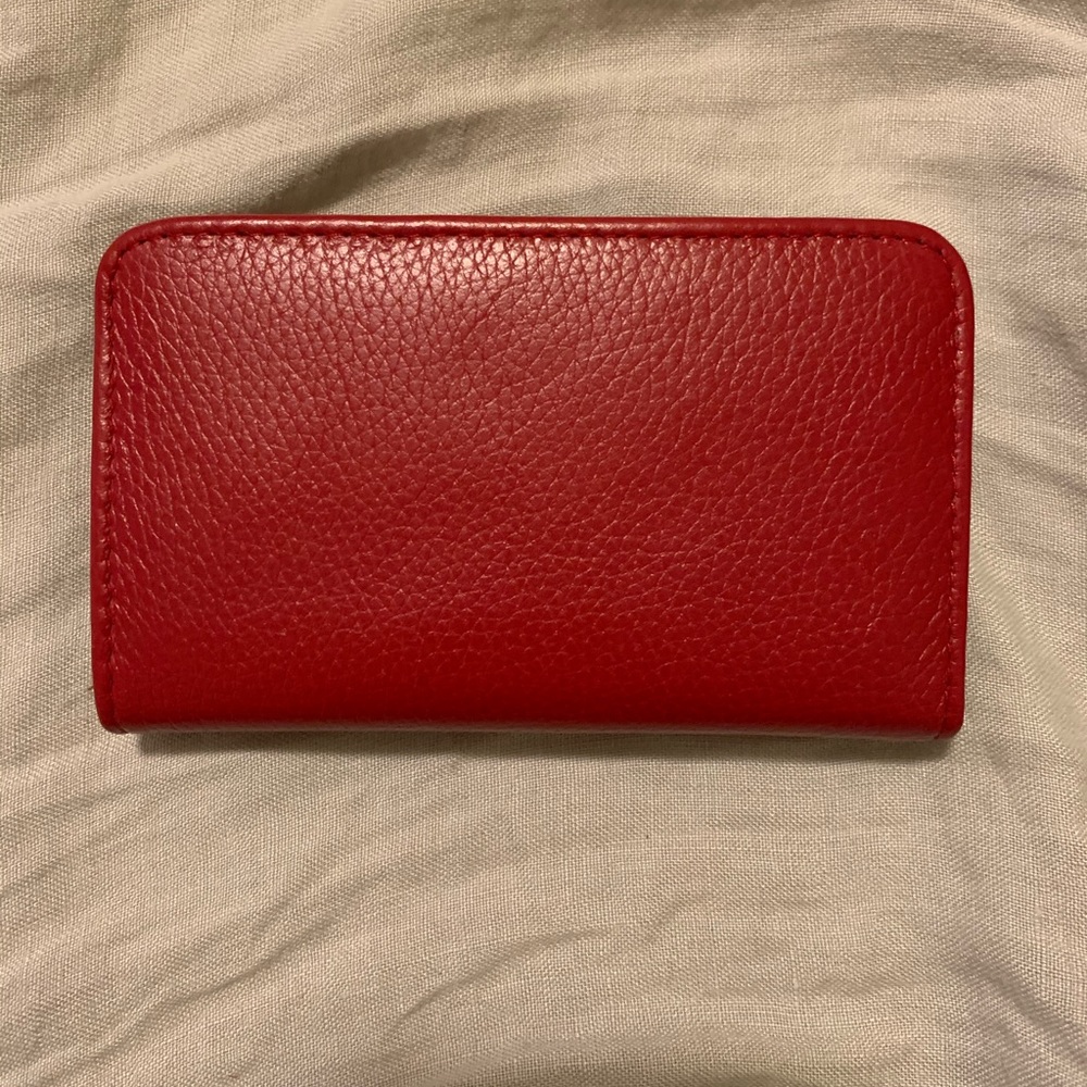 Dopp wallet